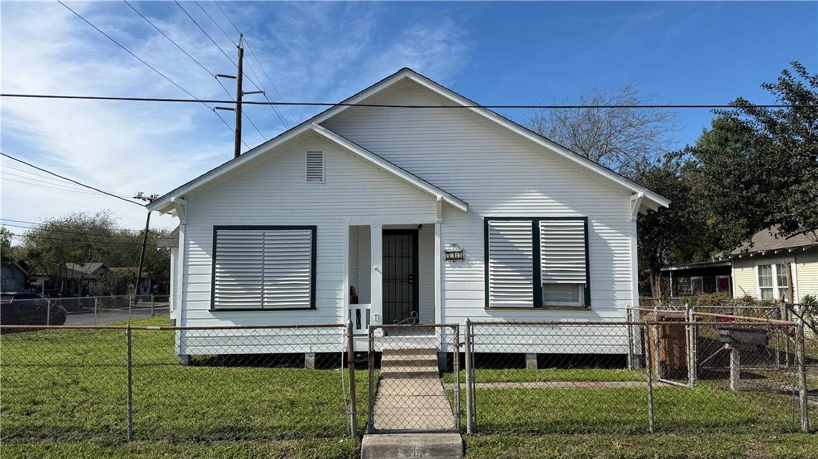 515 Harmon Street - Photo 1