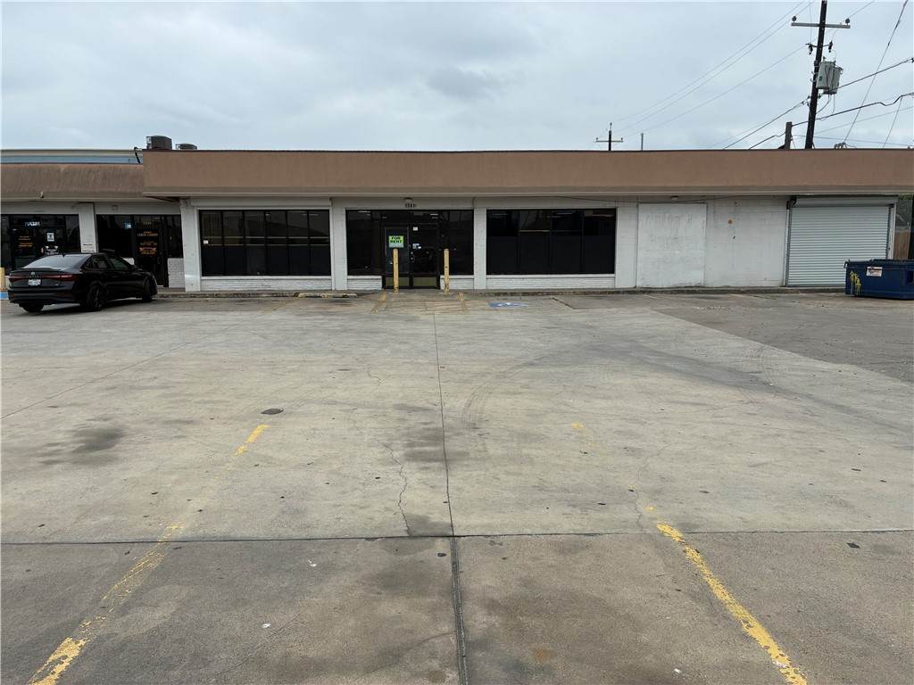 1301 Staples Street - Photo 1