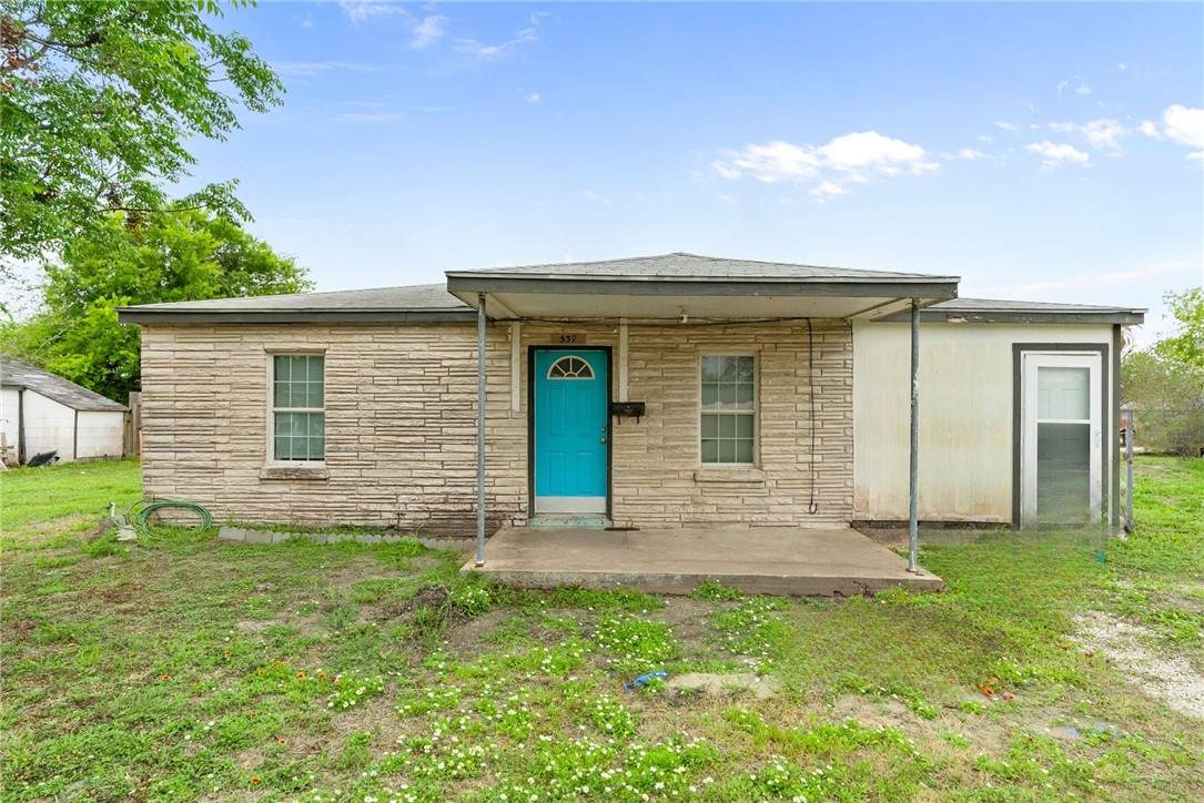 539 Nelson Avenue - Photo 1