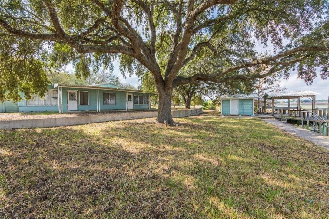195 Carmel Drive - Photo 1