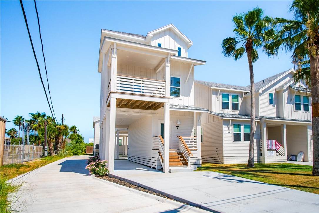 434 Oleander Street - Photo 1