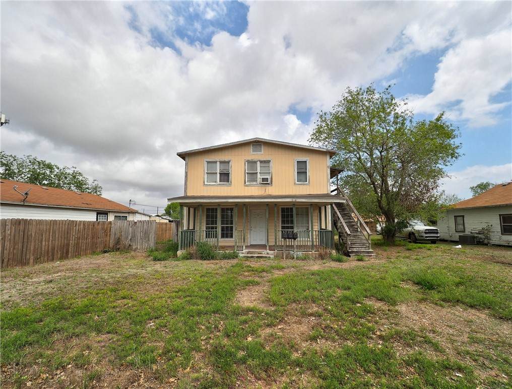 1106 Huisache Avenue - Photo 1
