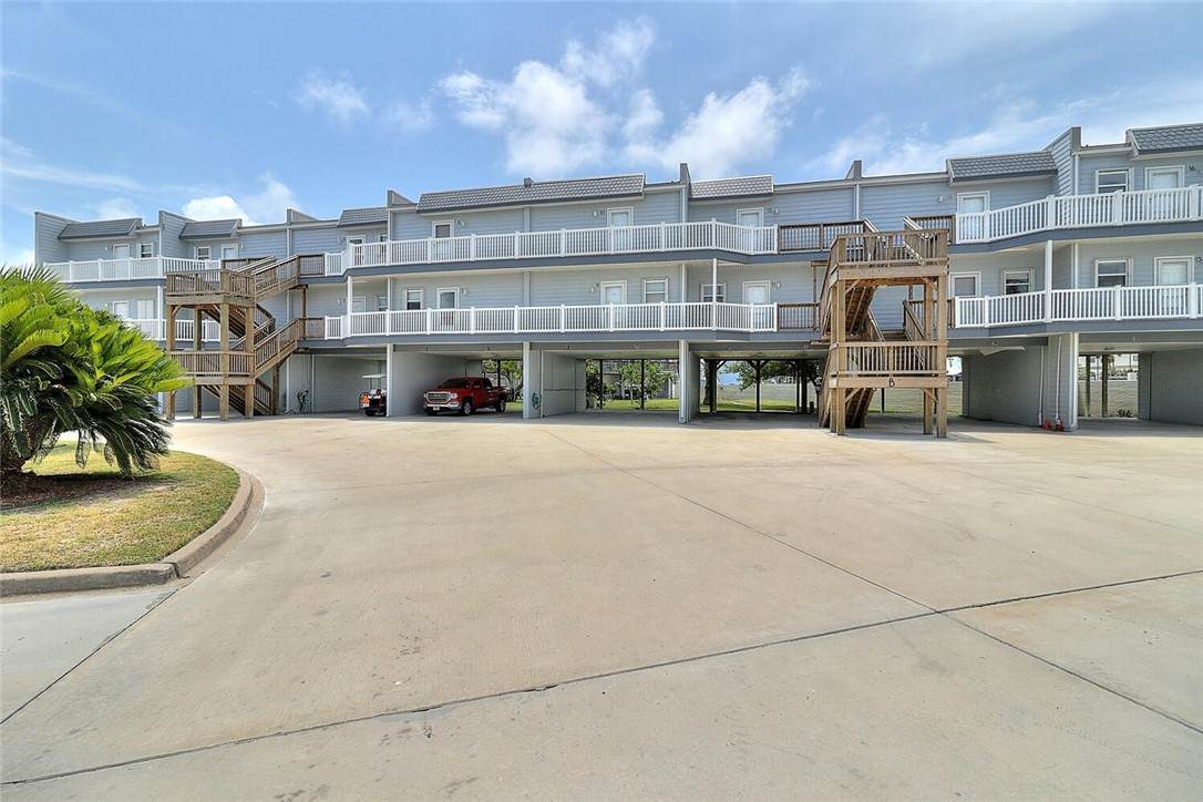 900 Station Street - Photo 1