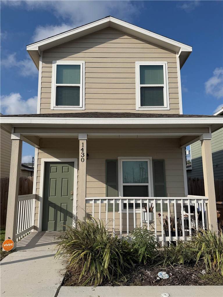1430 Shely Street - Photo 1