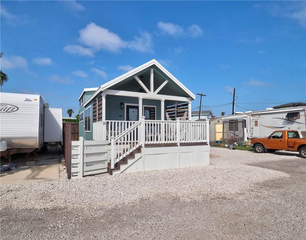 413 Trojan Street - Photo 1