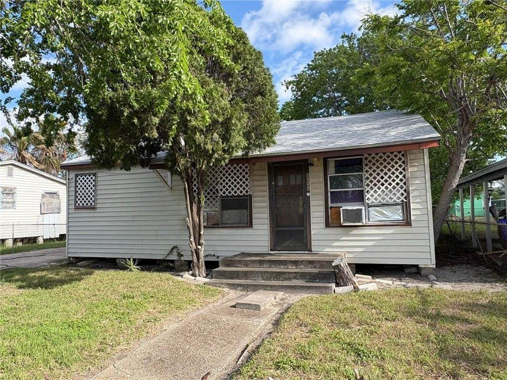 3626 Fairchild Street - Photo 1