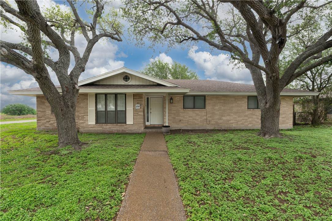 750 Retama Avenue - Photo 1