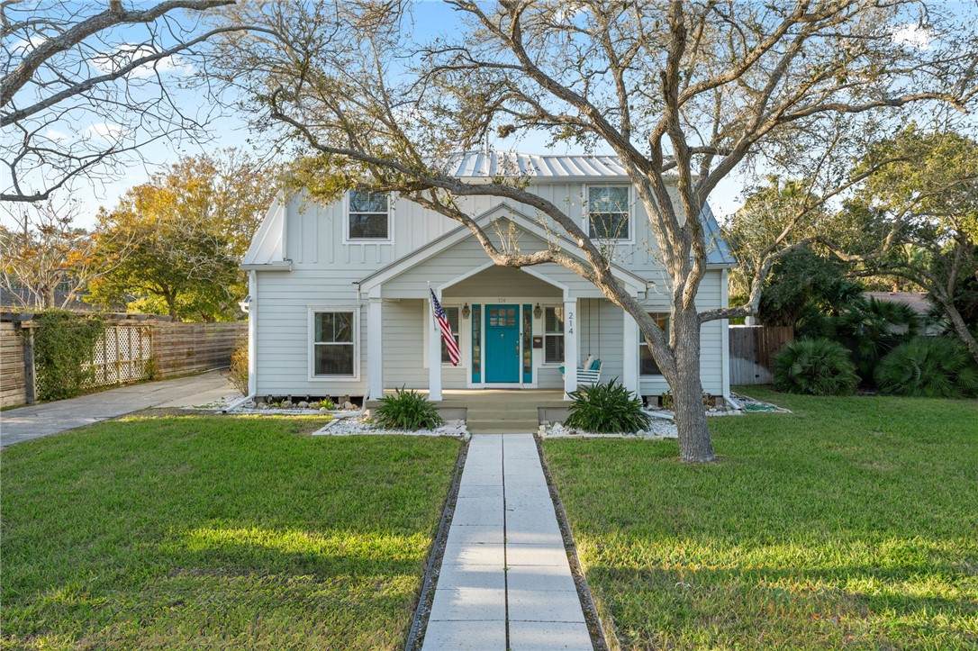 214 Chandler Lane - Photo 1