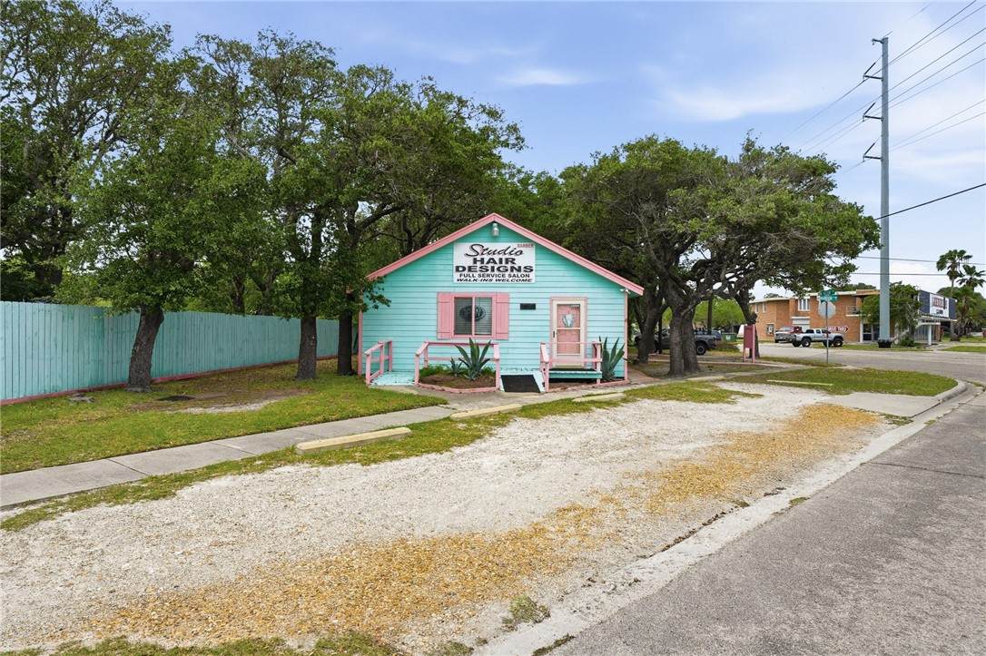 217 Nelson Avenue - Photo 1