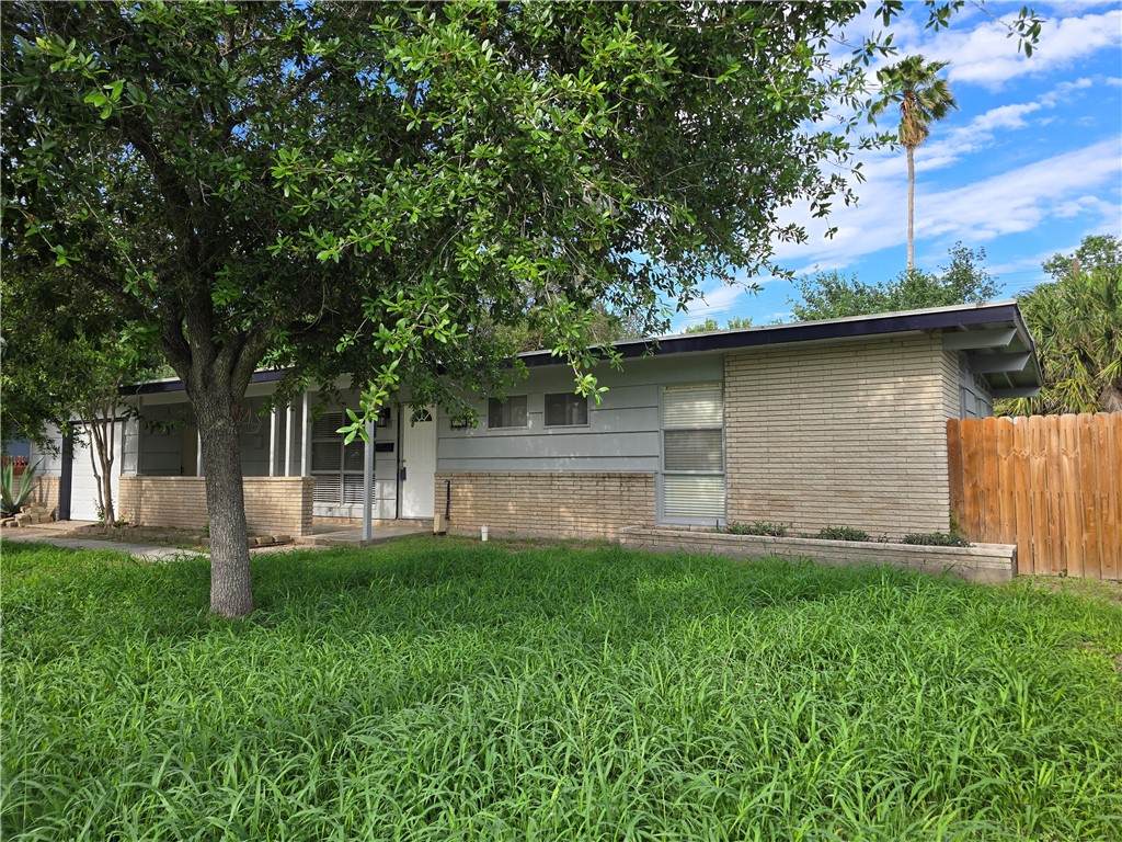730 Santa Anita Drive - Photo 1