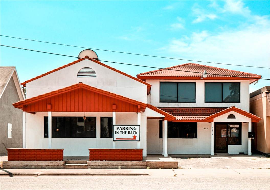 312 2nd Street - Photo 1