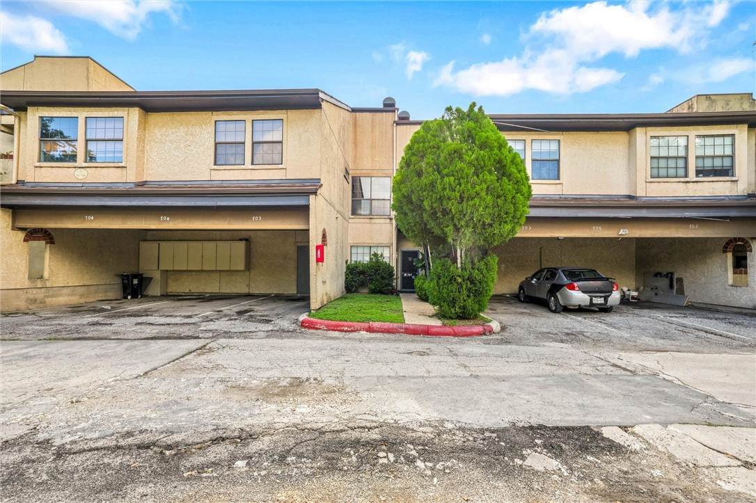 6100 Woodlake Parkway - Photo 1