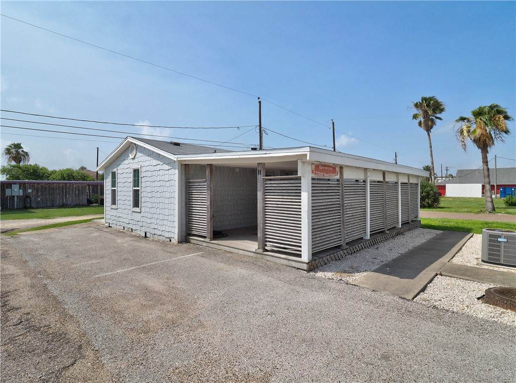 523 Station Street - Photo 1