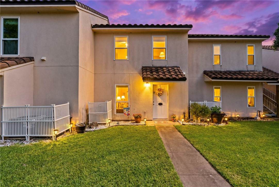 221 Marion Drive - Photo 1