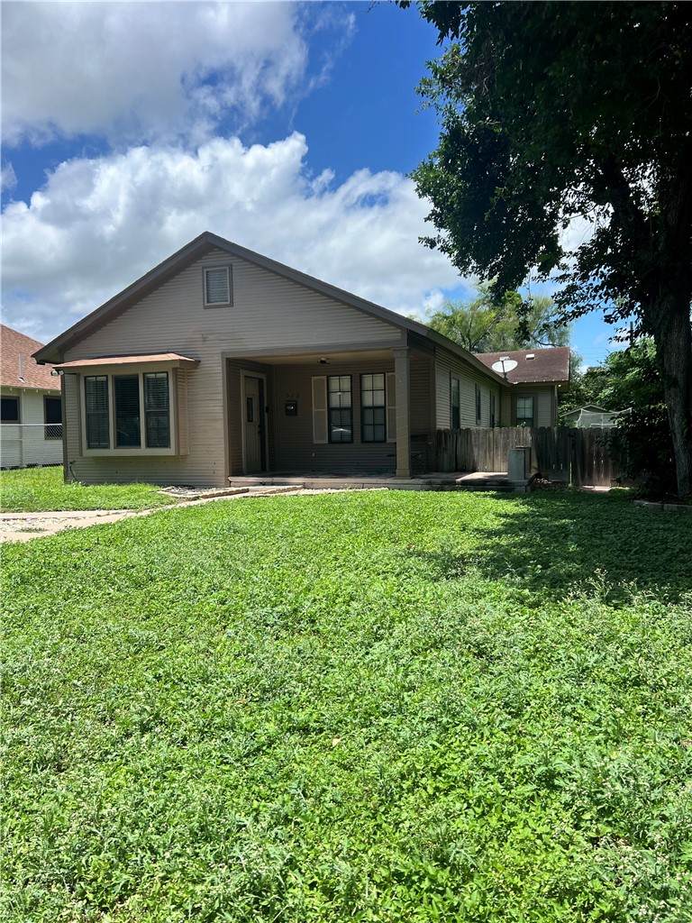 526 Nettie Avenue - Photo 1