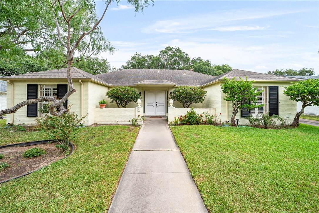 5034 Cascade - Photo 1