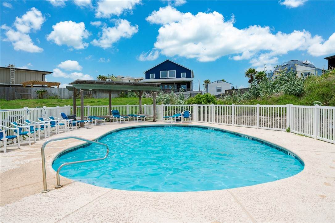 810 Banyan Beach Drive - Photo 1