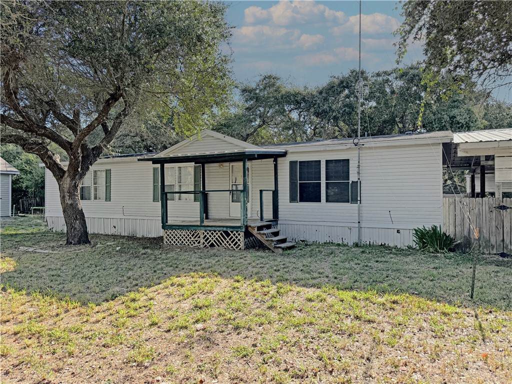 220 Linden Street - Photo 1