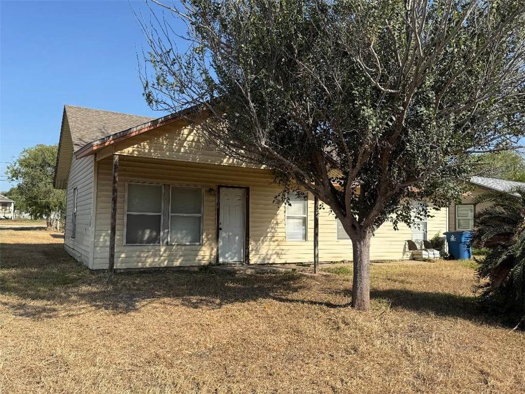 106 Marilyn Drive - Photo 1