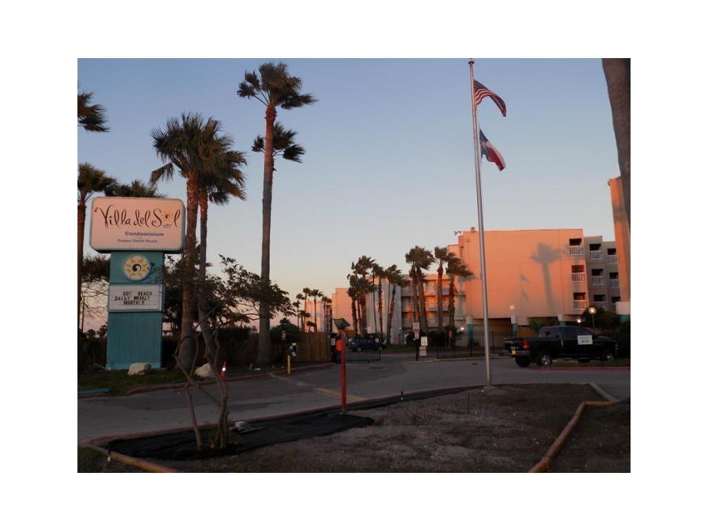 3938 Surfside Blvd - Photo 1