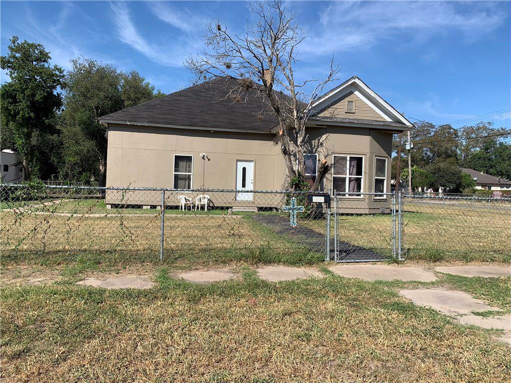415,421 Reynolds St - Photo 1