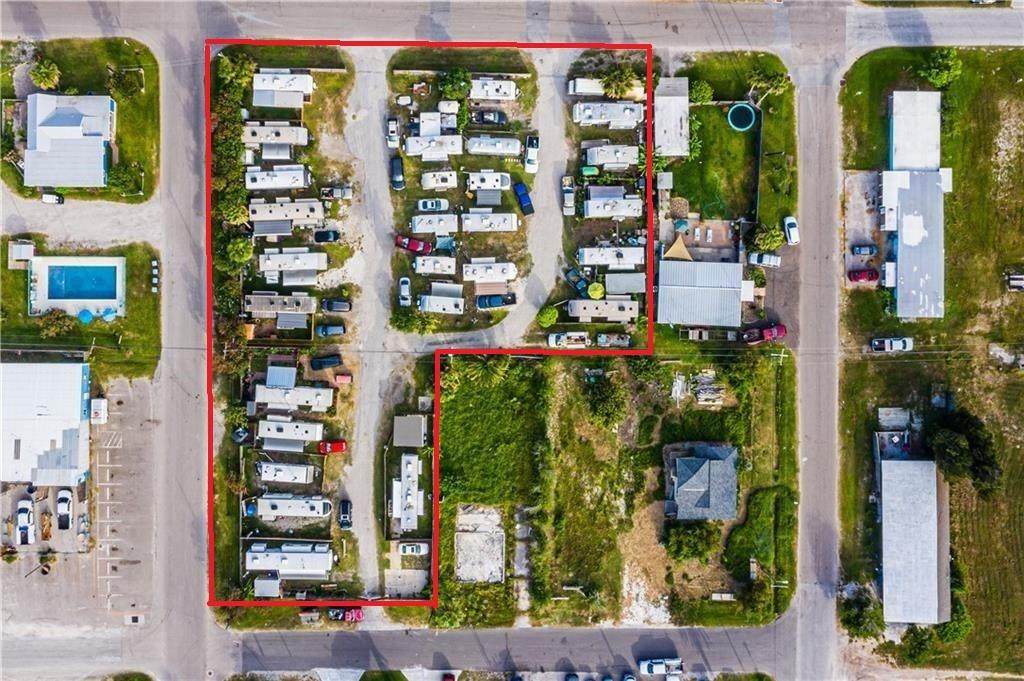 504 10th Street - Photo 1