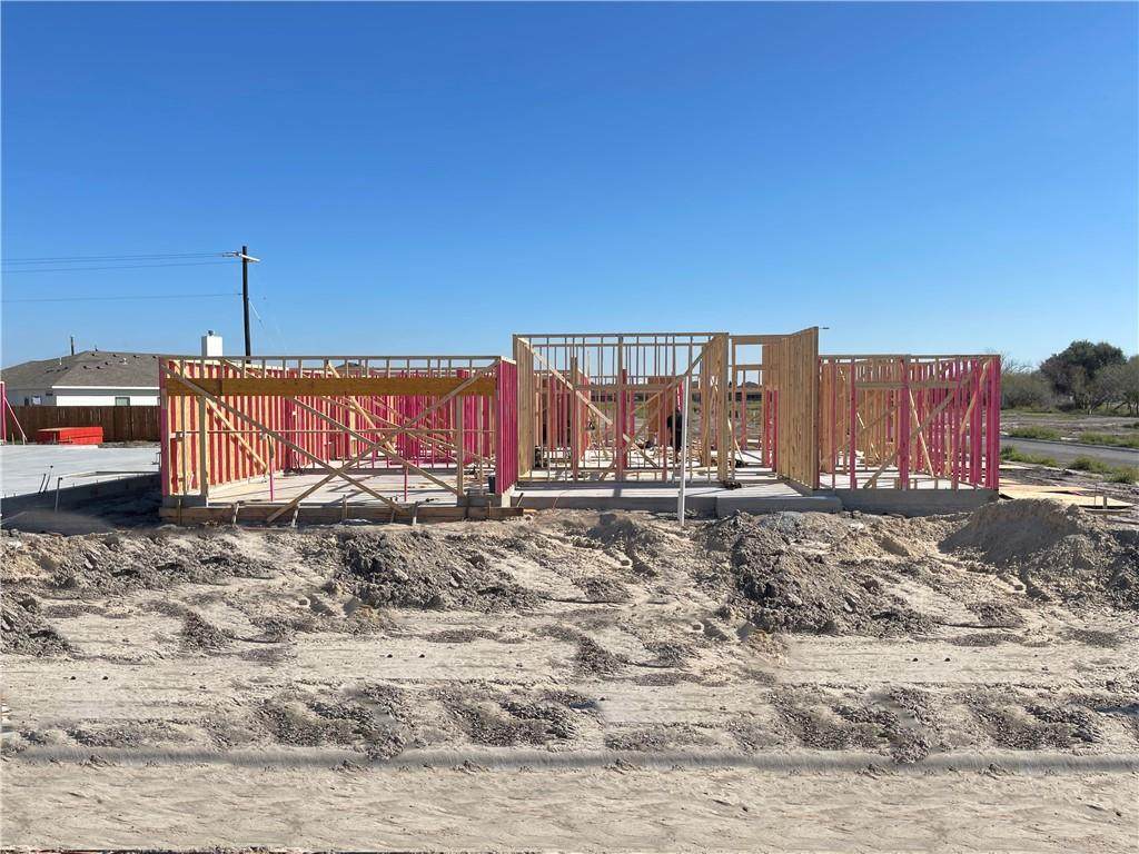 3102 Stone Creek - Photo 1