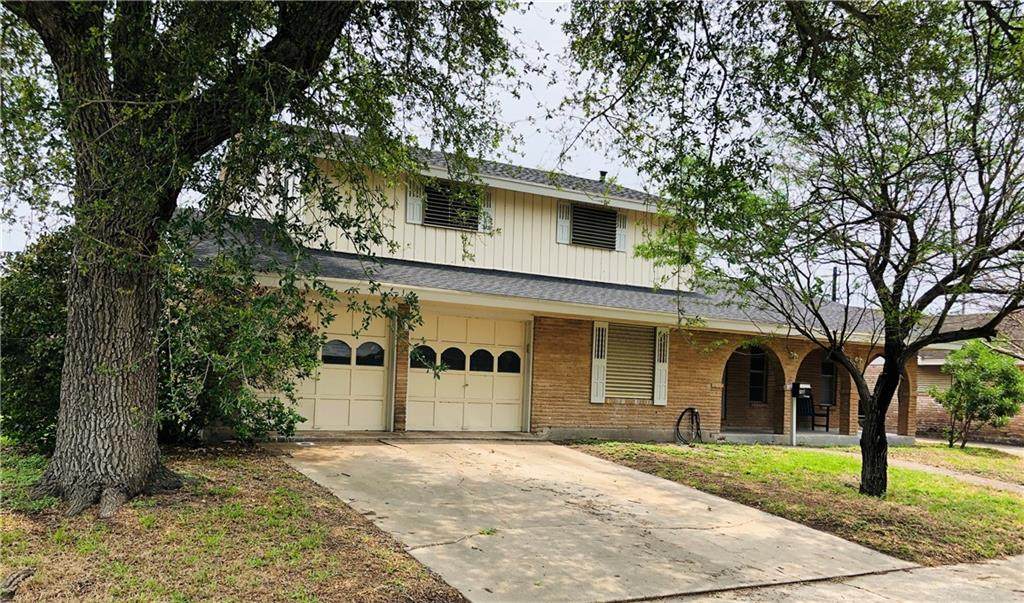 5222 Honeysuckle Lane - Photo 1