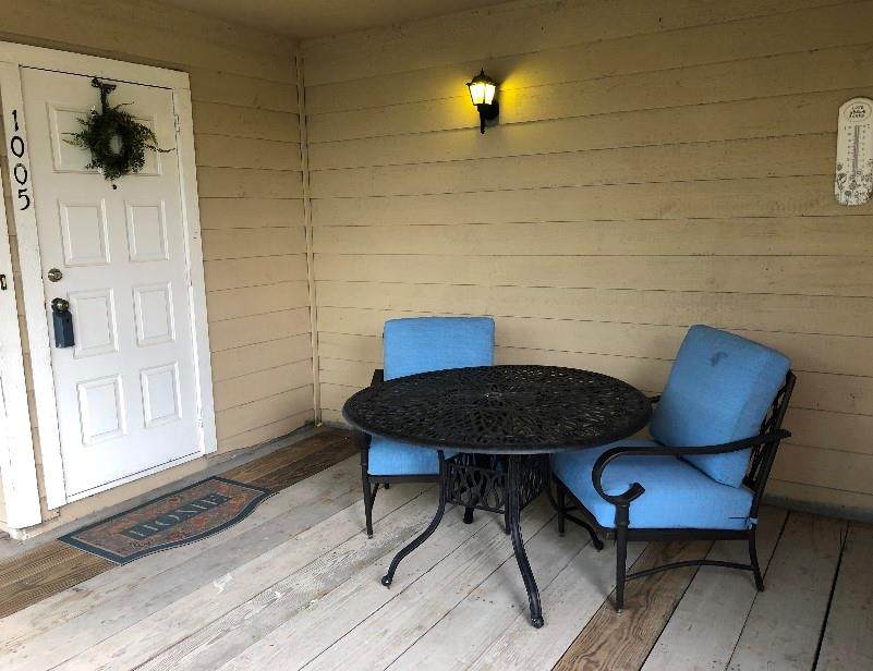 4401 River Valley Drive - Photo 1