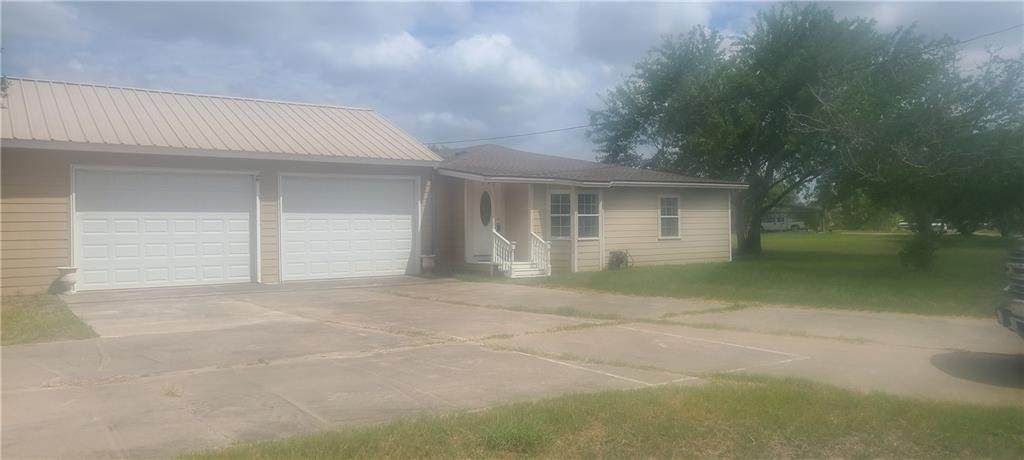 7653 County Road 2659 - Photo 1
