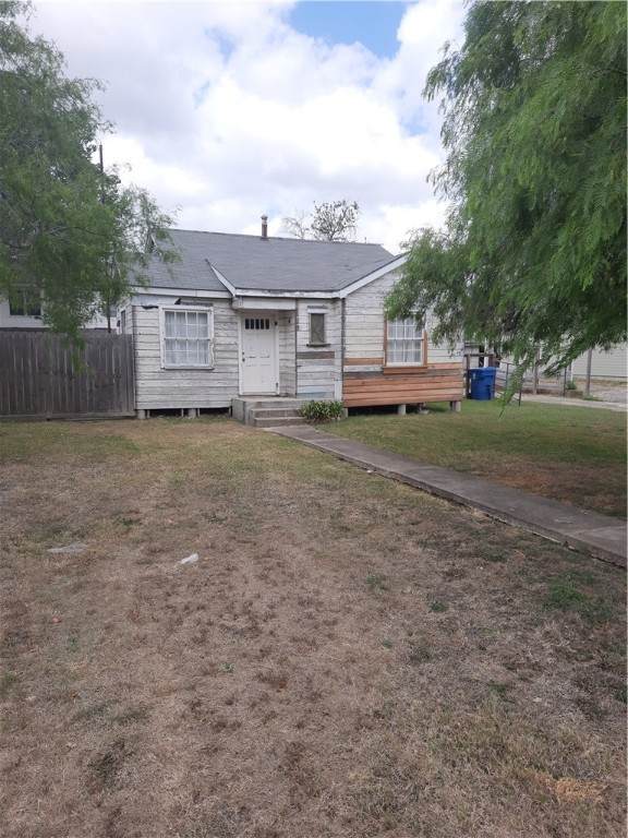 222 Heard Street - Photo 1