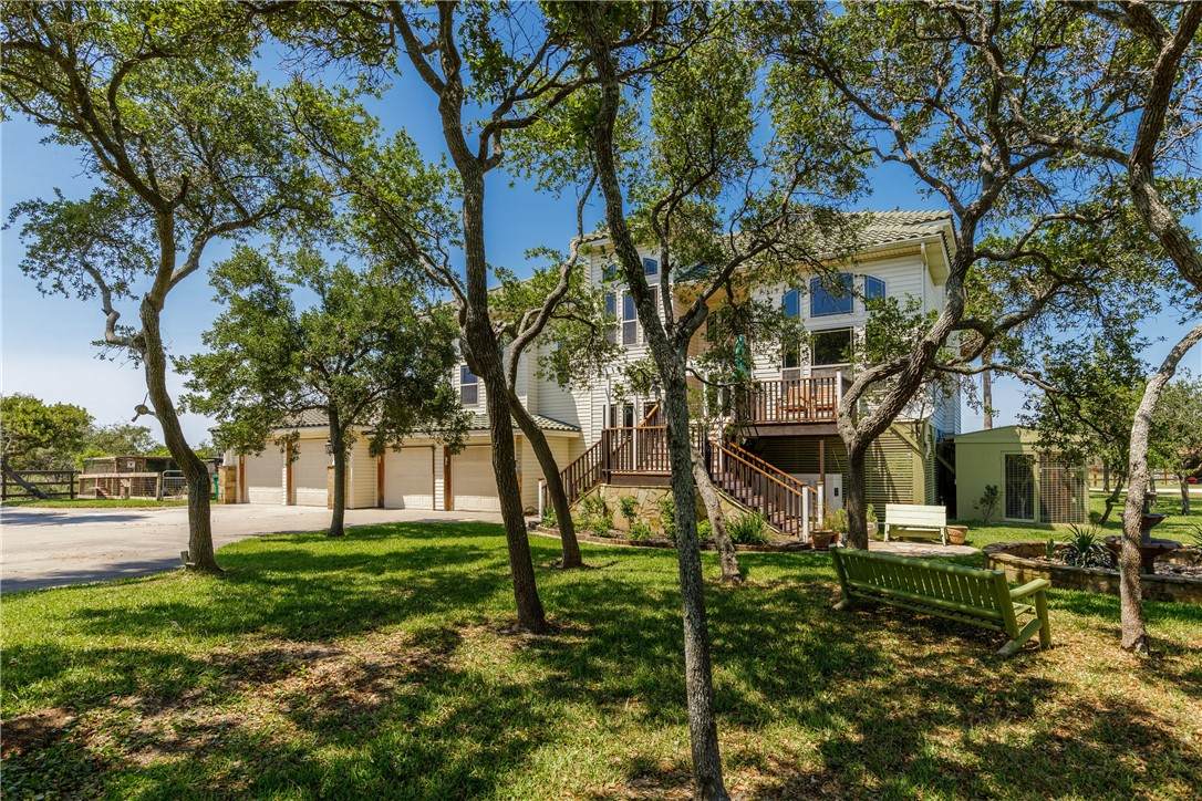 1542 Glenoak Drive - Photo 1