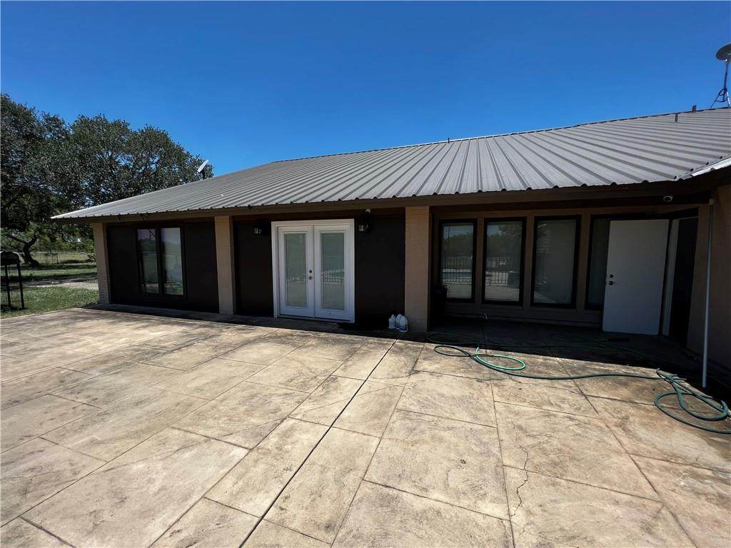 463 County Road 2111 - Photo 1