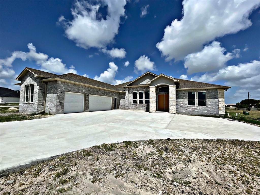 2126 Arabian - Photo 1