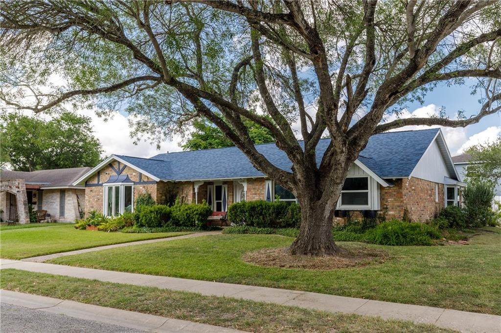 4401 Bluefield Drive - Photo 1