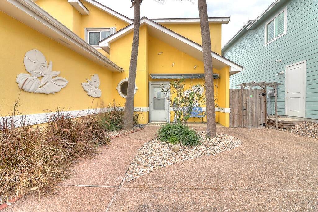 1727 Palisades Drive - Photo 1