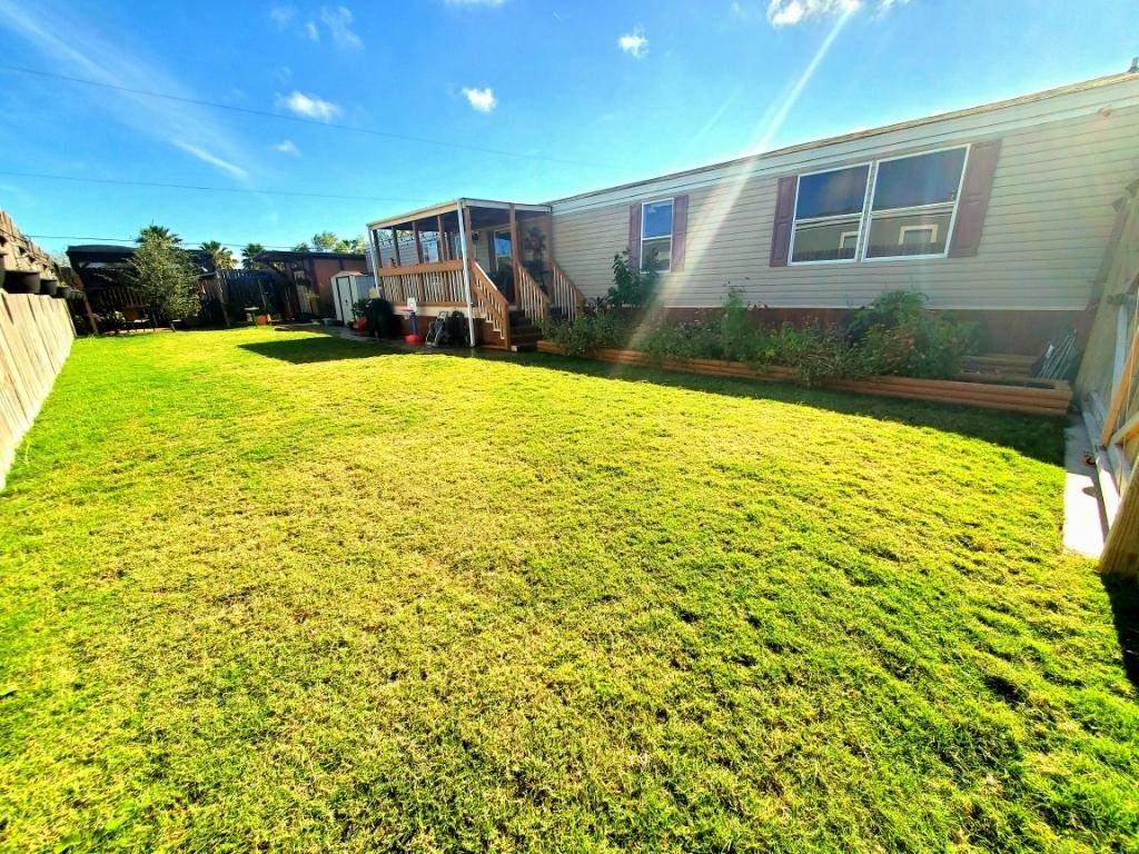 124 Tropical Breeze Ln - Photo 1