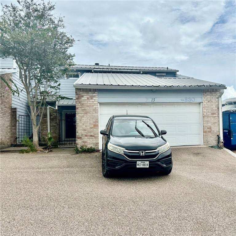 830 Cliff Drive - Photo 1