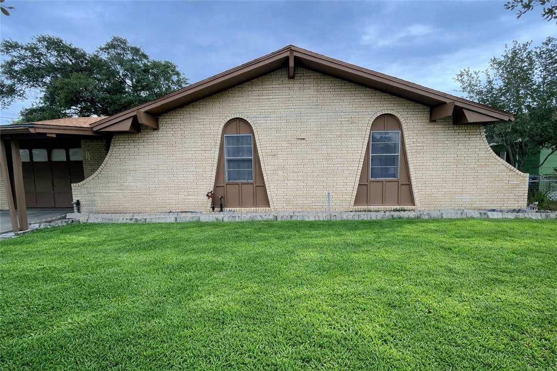 https://bt-photos.global.ssl.fastly.net/corpuschristi/orig_boomver_2_466752-2.jpg