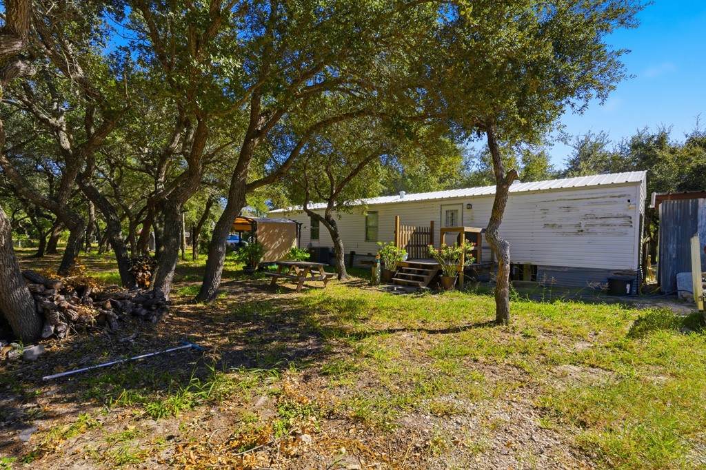 1003 Rowe Street - Photo 1