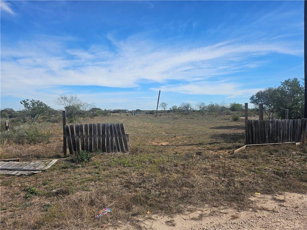 18 County Road 1431 - Photo 1