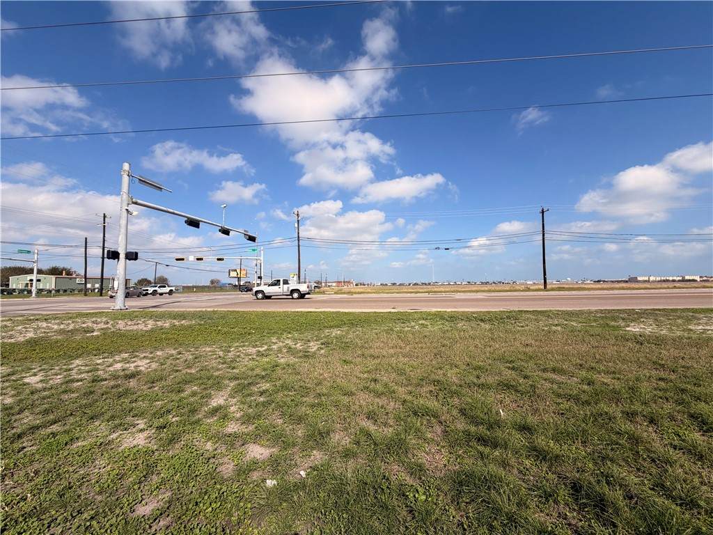 https://bt-photos.global.ssl.fastly.net/corpuschristi/orig_boomver_2_468965-2.jpg