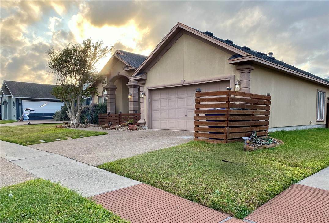 8301 Pocono - Photo 1