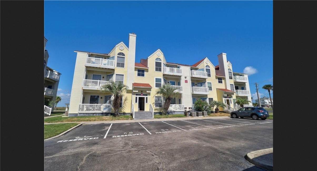 14721 Whitecap Boulevard - Photo 1