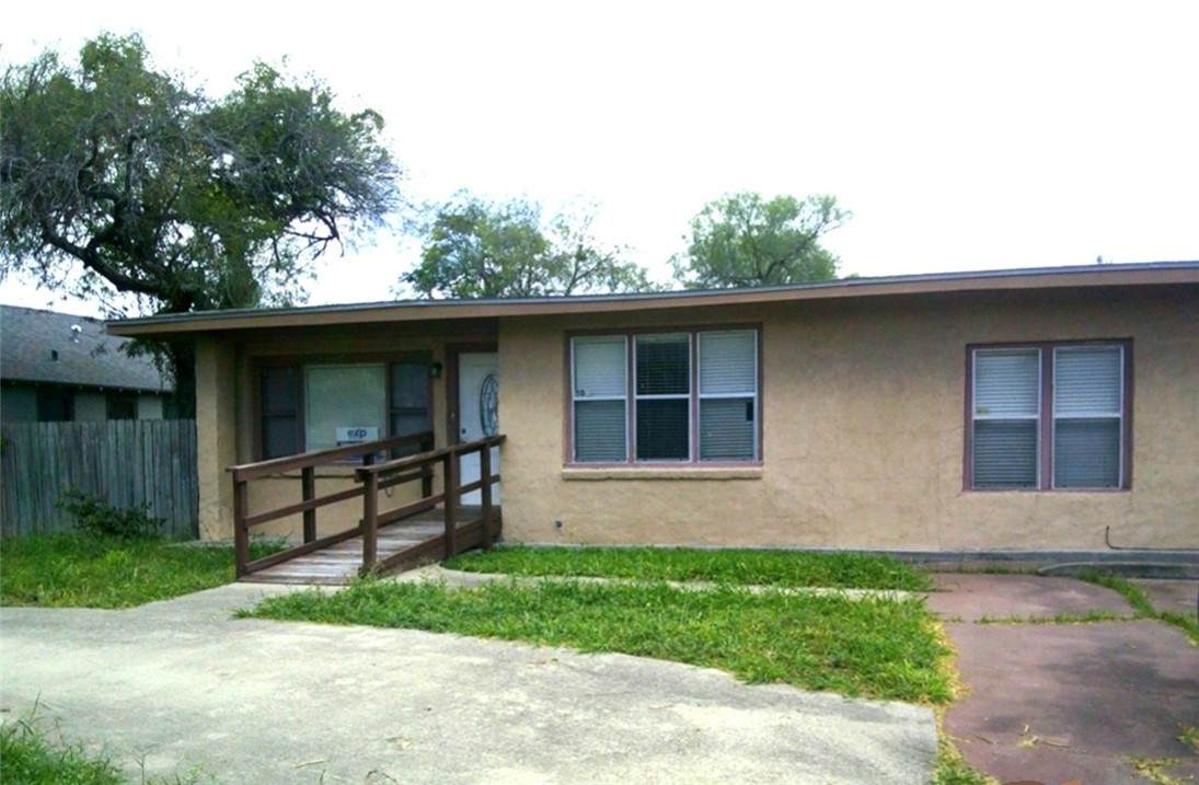 502 Avenue A - Photo 1