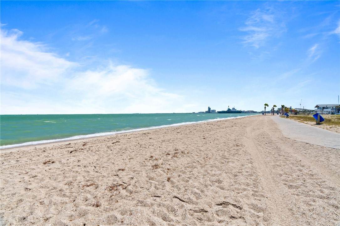 3938 Surfside Boulevard - Photo 1