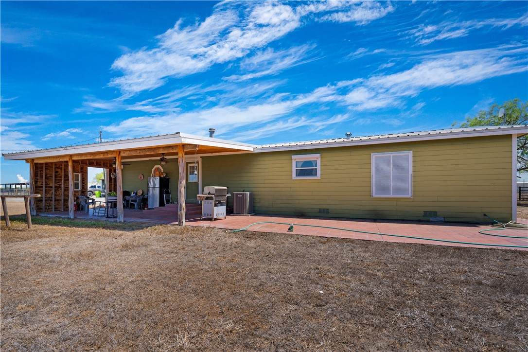200 County Road 418 - Photo 1