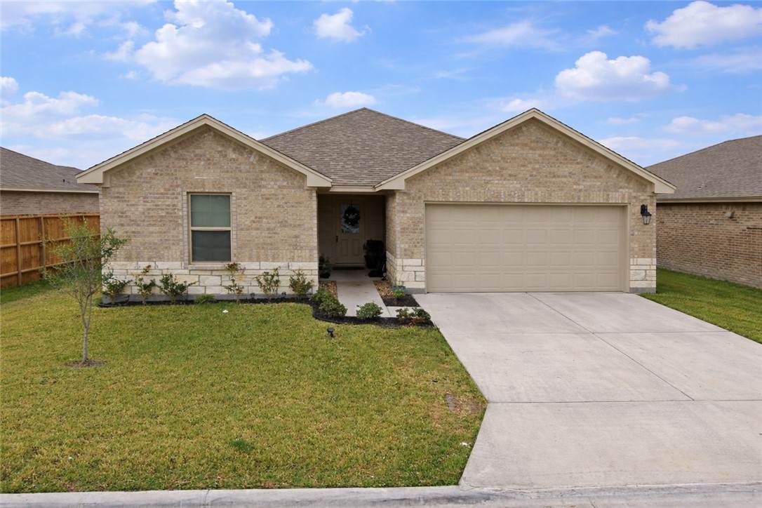 2733 Eltonne Gardens Drive - Photo 1