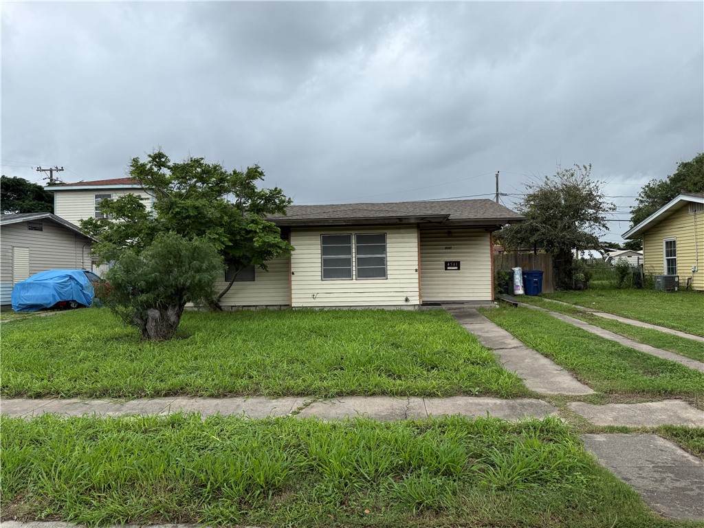 4541 Larkspur - Photo 1
