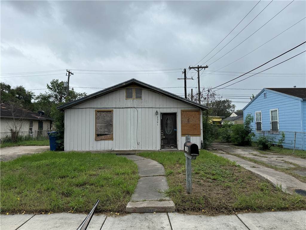 2201 Bolivar Street - Photo 1